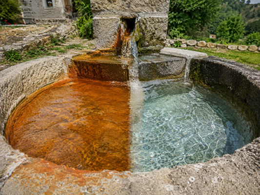 Warum Brunnenwasser oft zu viel Eisen enthält – und wie Sie es filtern können - Warum Brunnenwasser oft zu viel Eisen enthält – und wie Sie es filtern können